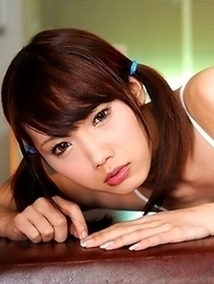 Sweet Ageha Kinoshita showing off