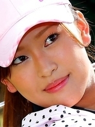 Nao Yuzumiya likes showing off