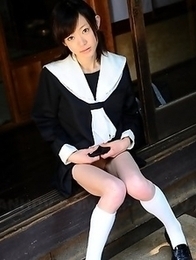 Teen Aoba Itou shows her pussy