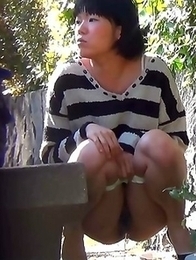 Japanese Piss Fetish Videos - Asian Girls Pissing - Piddle Here, Puddle There 4