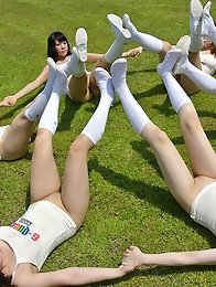 Six Japan girls playing on golf course