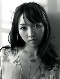 Japanese girl Neohas one of her best photo sessions out of house Japanese girl Neohas one of her best photo sessions out of house