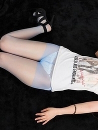 Dark-haired JAV goddess Sana Iori flaunting her pantyhose-clad legs in HQ Dark-haired JAV goddess Sana Iori flaunting her pantyhose-clad legs in HQ