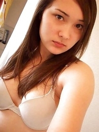 Sexy Asian hotties