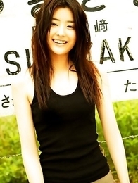 Natsuki Harada is racy babe loving to travel with train