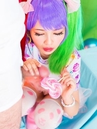 Shuri Atomi Sucks Candy Dick