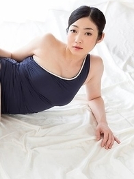 Ryu Enami showing her sexy soles and being extremely naughty before the footjob