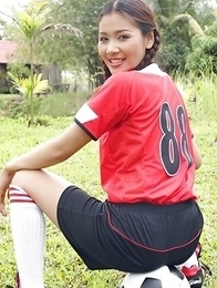 Arisa Sunaree is getting very hot as she takes off her shorts and reveals her hairy pussy.