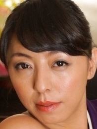 Chubby kimono lady Ryouko Murakami has big natural tits