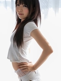 Hottie in white Sena Sakura shows off her perfect body on a big white bed Hottie in white Sena Sakura shows off her perfect body on a big white bed