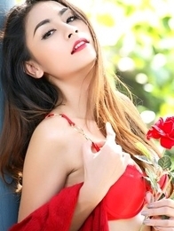 Long legs Asian Sophia in sexy red lingerie