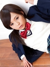 Runa Hamakawa takes uniform skirt off and shows hot behind