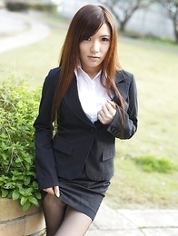 Naughty Hitomi Tsukishiro in office outfit