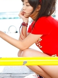 Miyake Hitomi has some perfect to be photographed curves