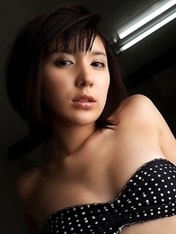 Miu Nakamura tempts any man with her hot curves in lingerie Miu Nakamura tempts any man with her hot curves in lingerie