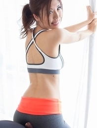 Sporty beauty Rin Miura strips before giving an ass job, then a legjob