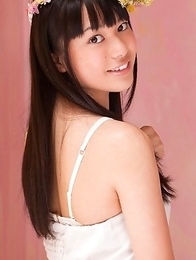 Tomoe Yamanaka in white dress is beautiful like summer days Tomoe Yamanaka in white dress is beautiful like summer days