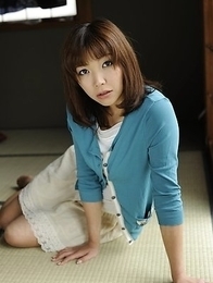 Hot Juri Kitahara shows round tits with big